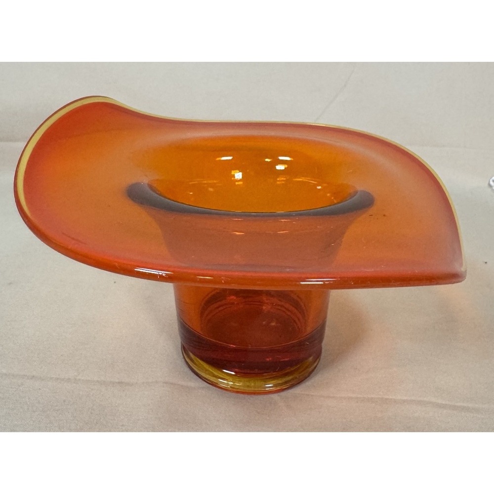 L.E. Smith Simplicity Amberina Orange Pansy Free Form Top Hat Vase